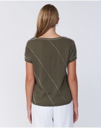 Amelius - Fern Contrast Detail Short Sleeve Knit