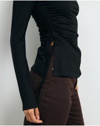 AERE - LS Tie Detail Top