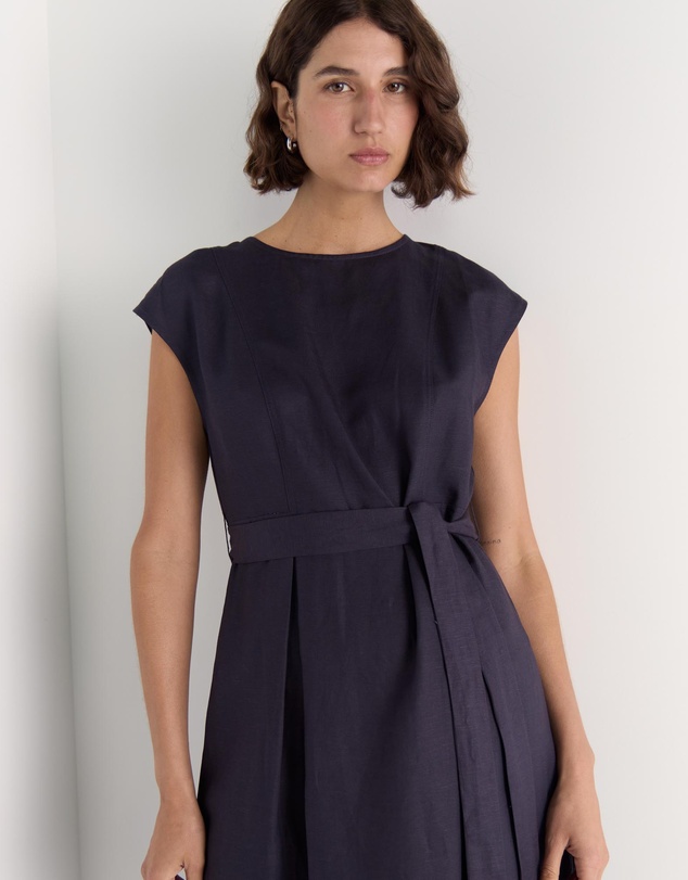 Staple the Label - Rhea Midi Dress