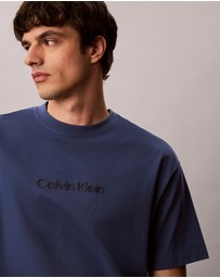 Calvin Klein - Standard Logo Relaxed Tee