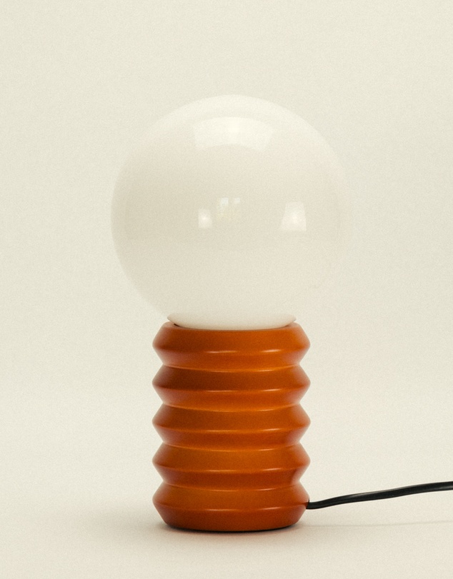 Dennis Did It - Ribbon Lamp Blood Orange