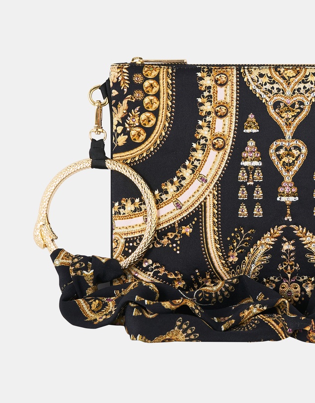 Camilla - Ring Scarf Clutch