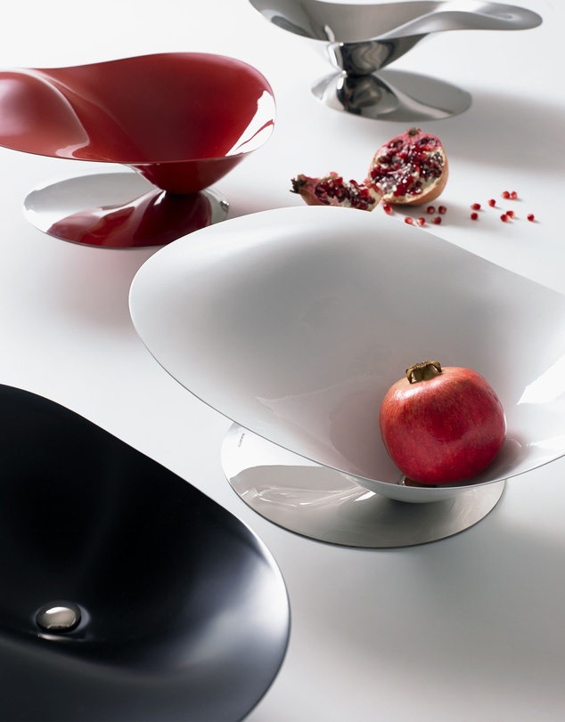 Bugatti - Petalo Fruit Bowl - Black