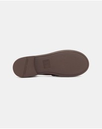 Armani Exchange - Maggie Formal Moccasins - Women's