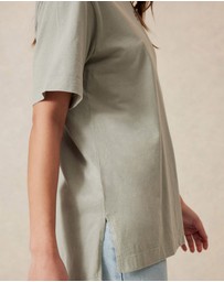 Ceres Life - Lola Longline Step Hem Tee