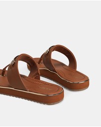 ALDO - Lobredanten T-Strap Sandals