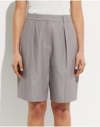 Calli - Dalby Bermuda Shorts