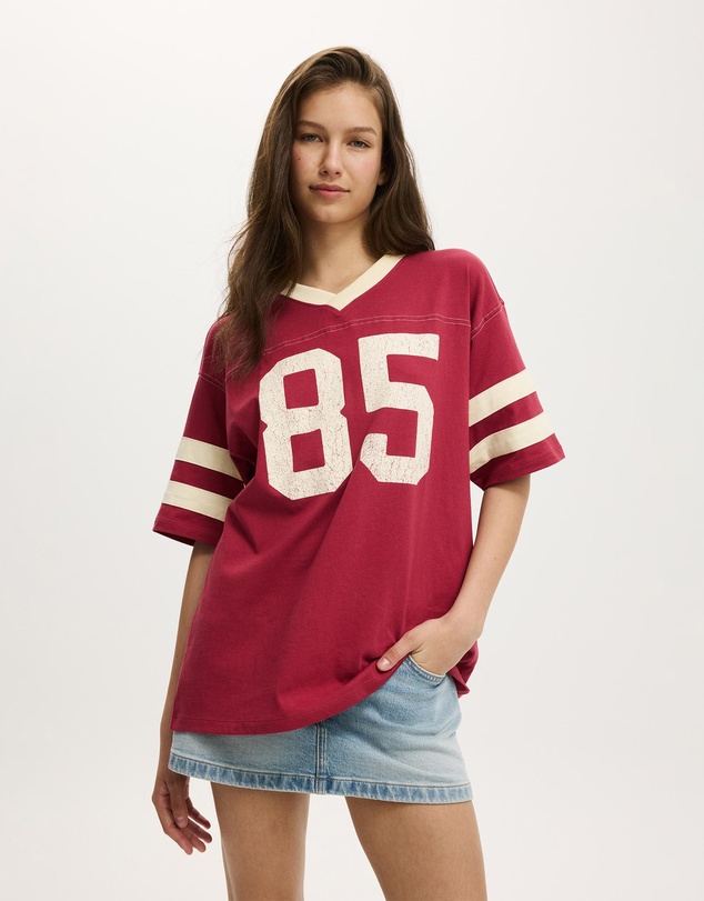 Cotton On - V Neck Oversized Graphic Tee