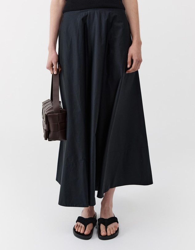 St. Agni - Woven Envelope Slim Tote Bag