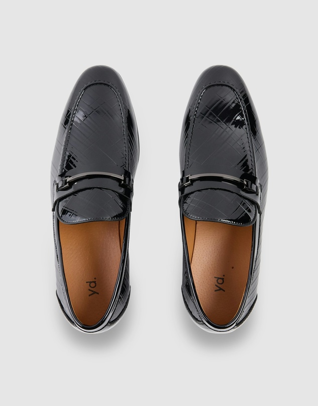 yd. - Slick Patent Shoe