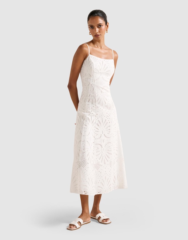 Forever New Petite - Molly Petite Embroidered Dress