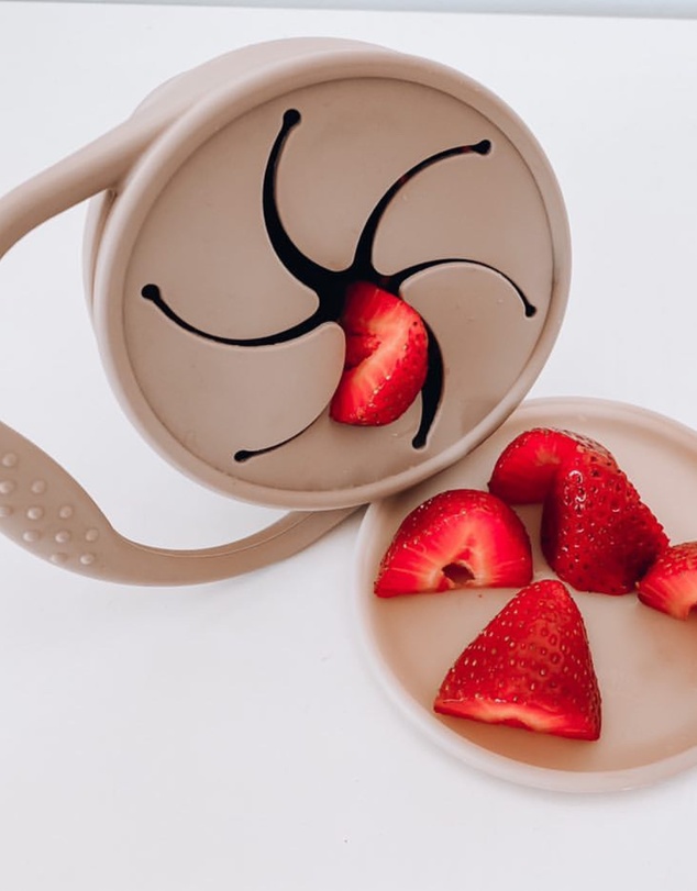 Bare The Label - Collapsible Silicone Snackie Cup