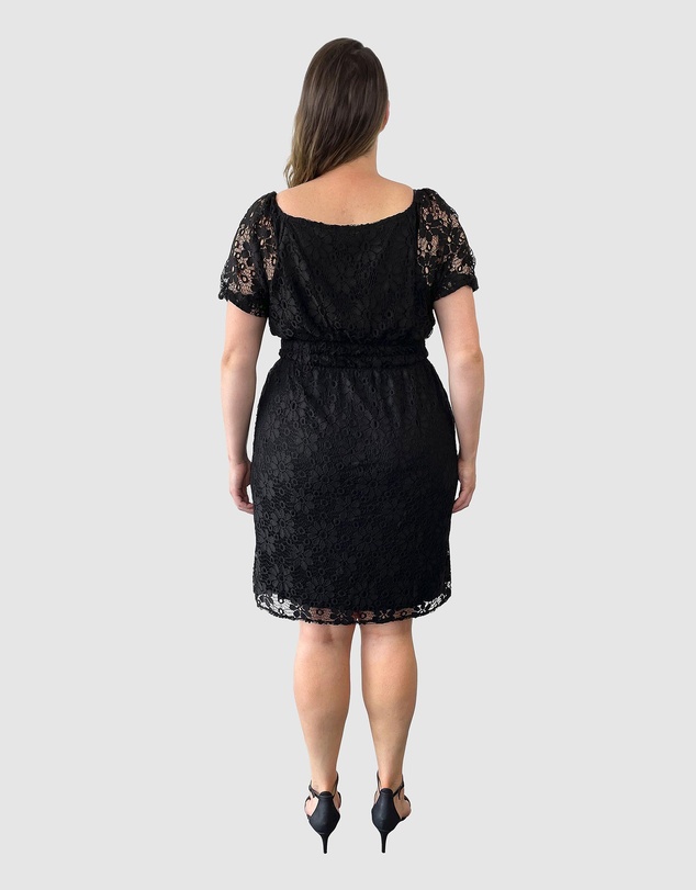Love Your Wardrobe - Bella Stretch Lace Dress