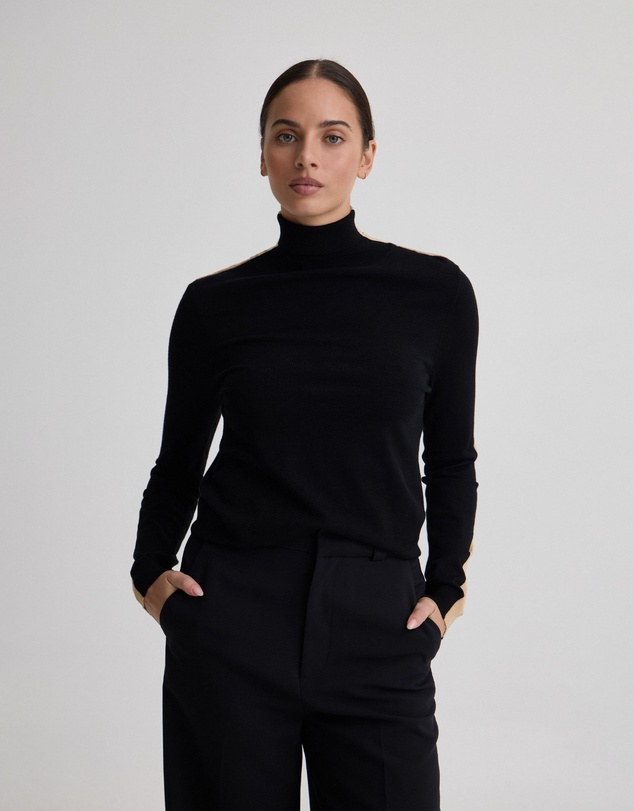 Oxford - Ela Contrast Panel Turtle Neck