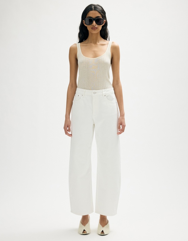 Minima Esenciales - Quentin Mid Rise Barrel Leg Jeans