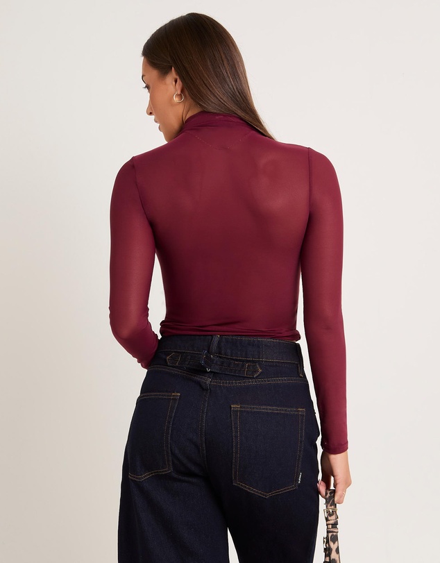 Alice In The Eve - Tae Twist Detail Mesh Turtleneck