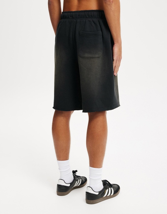 Cotton On - Super Baggy Fleece Shorts