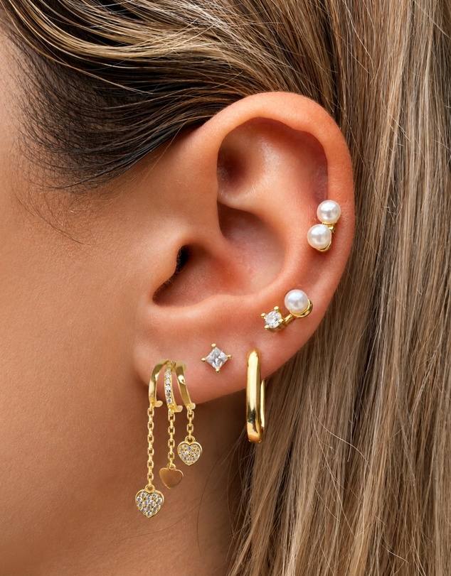 Izoa - Cara 3-in-1 Trio Huggie Earrings