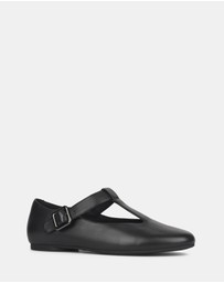 Hush Puppies - Blink