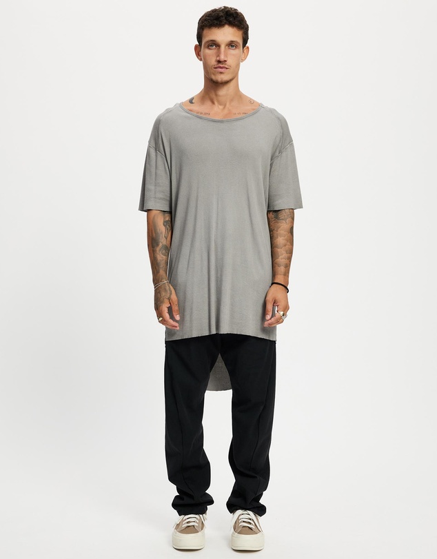 Surrounded By Ghosts - The Arsenic Relaxed Rib Knit Long Tail T-Shirt