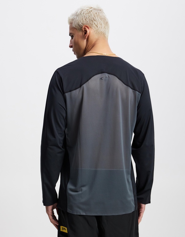 Oakley - Pursuit Pro LS Tee