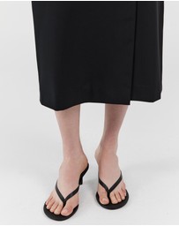 St. Agni - Woven Thong Heels