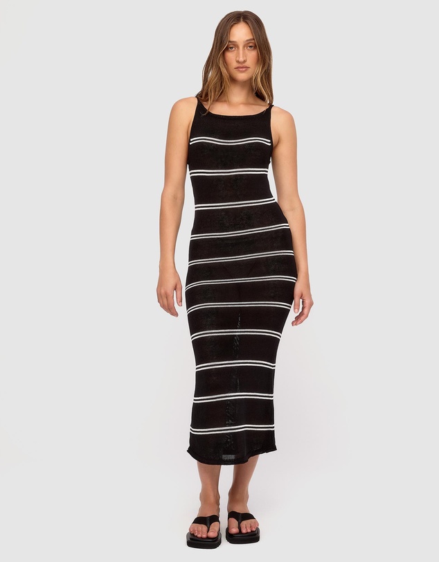 Zulu & Zephyr - Textured Knit Maxi Dress