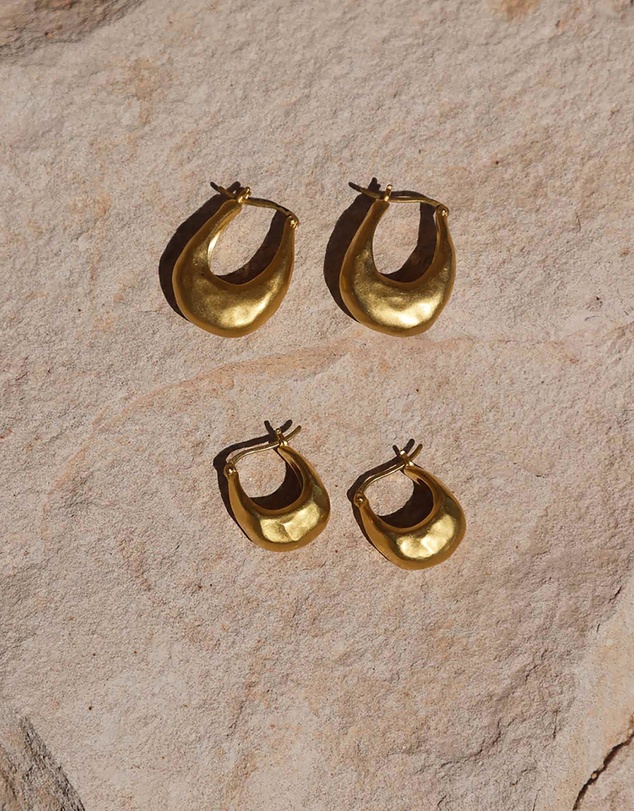 Kirstin Ash - Essence Hoops Small