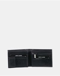 Pierre Cardin - Pierre Cardin Rustic Leather Tri-Fold Men's Wallet