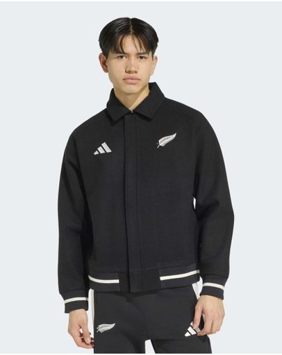 Black / Off White