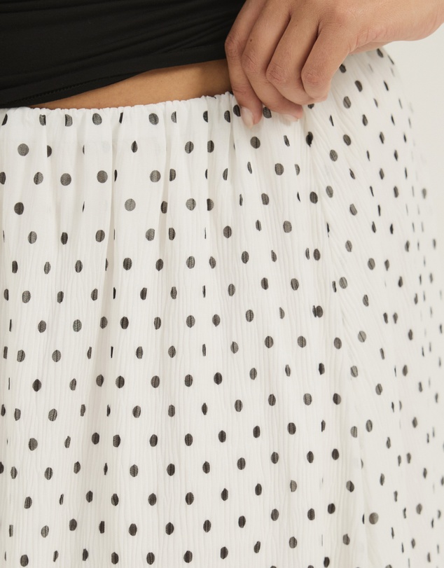 Atmos&Here Curvy - Plisse Maxi Skirt