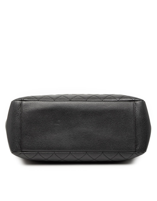 Chanel - Pre-Loved Caviar Grand Shopping Tote