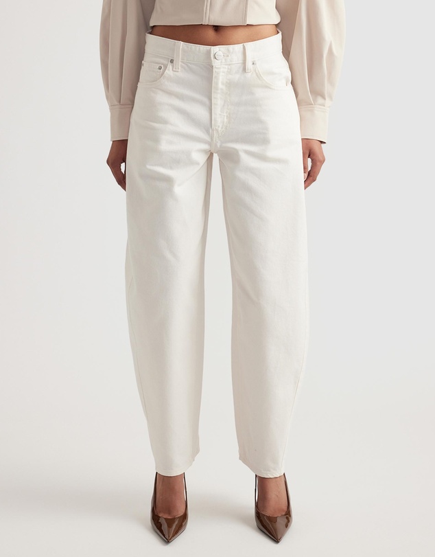 Decjuba - Rhea Mid Rise Barrel Jeans