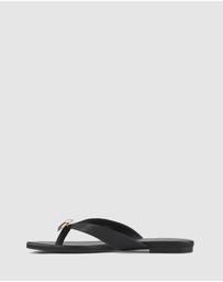 Siren - Evie Strappy Flat Sandals