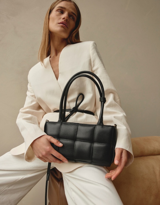 VESTIRSI - Margot Black Woven Baguette