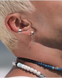Kuzzoi - ICONIC EXCLUSIVE - Single Feather Hoop in 925 Sterling Silver