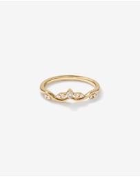 Michael Hill - 0.12 Carat TW Diamond Contoured Wedding band in 14kt Yellow Gold