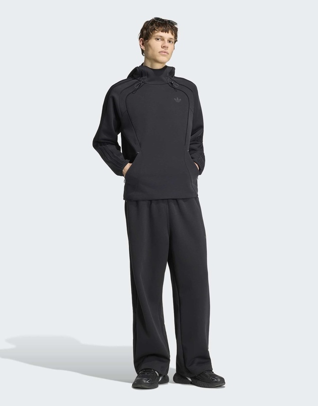 adidas Originals - SPACER TEAMGEIST 26 CUTLINE OPEN HEM PANTS Mens