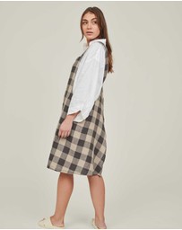 Carlotta + Gee - Linen Apron