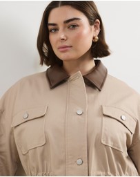 Atmos&Here Curvy - Anwen Barn Jacket
