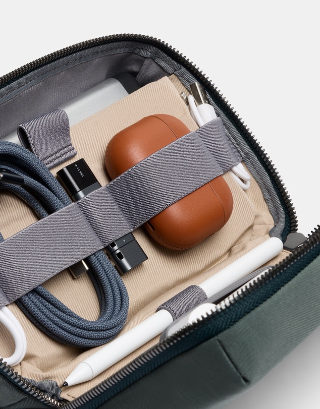 Bellroy - Tech Kit
