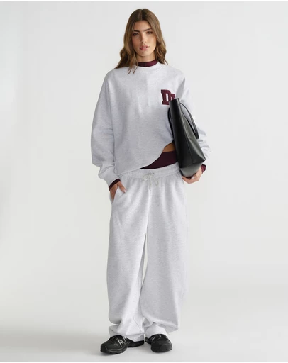 Decjuba - D-Luxe Logo Crew Sweat