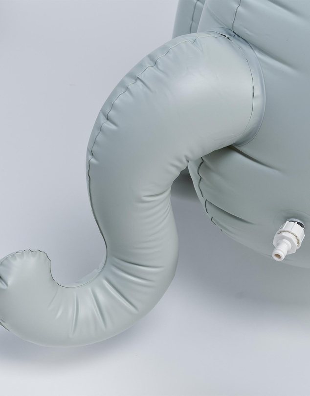 Sunnylife - Eli the Elephant Inflatable Giant Sprinkler - Babies