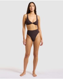 JETS - High Waist High Leg Pants