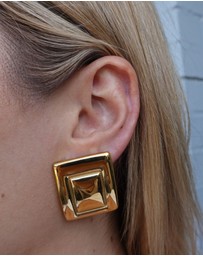 Izoa - Evangeline Stud Earrings