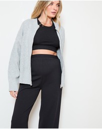Soon Maternity - Pull-On Wide Leg Pants (Cropped)