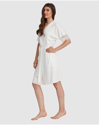 Oh!Zuza - Lace Trim Robe