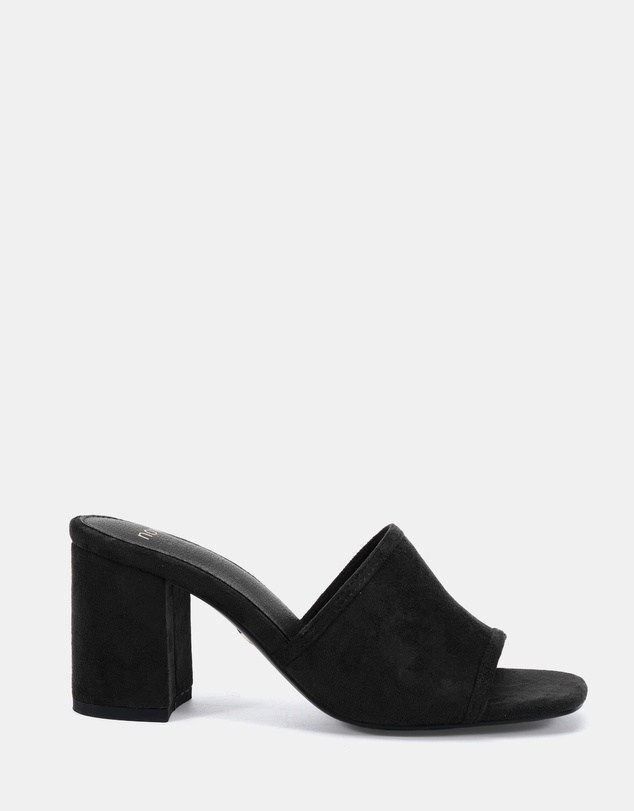 Novo - Nicole Mules