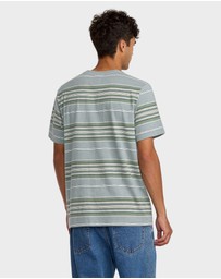 RVCA - Mens Magnolia T-Shirt