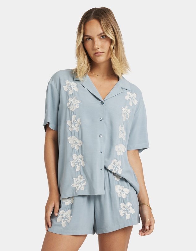 Volcom - Womens Tropicali Shor Sleeve Shirt